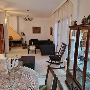 Σπίτι διακοπών Tsar Simeon, 2 Bedroom, Living And Fireplace, Σόφια